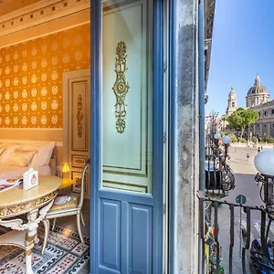 https://palazzo-marletta-house-hotel.taorminaitalyhotels.com
