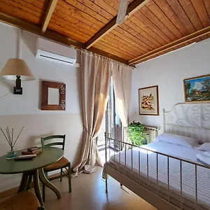 I Vespri Bed & Breakfast Aeroporto di Catania Fontana Rossa